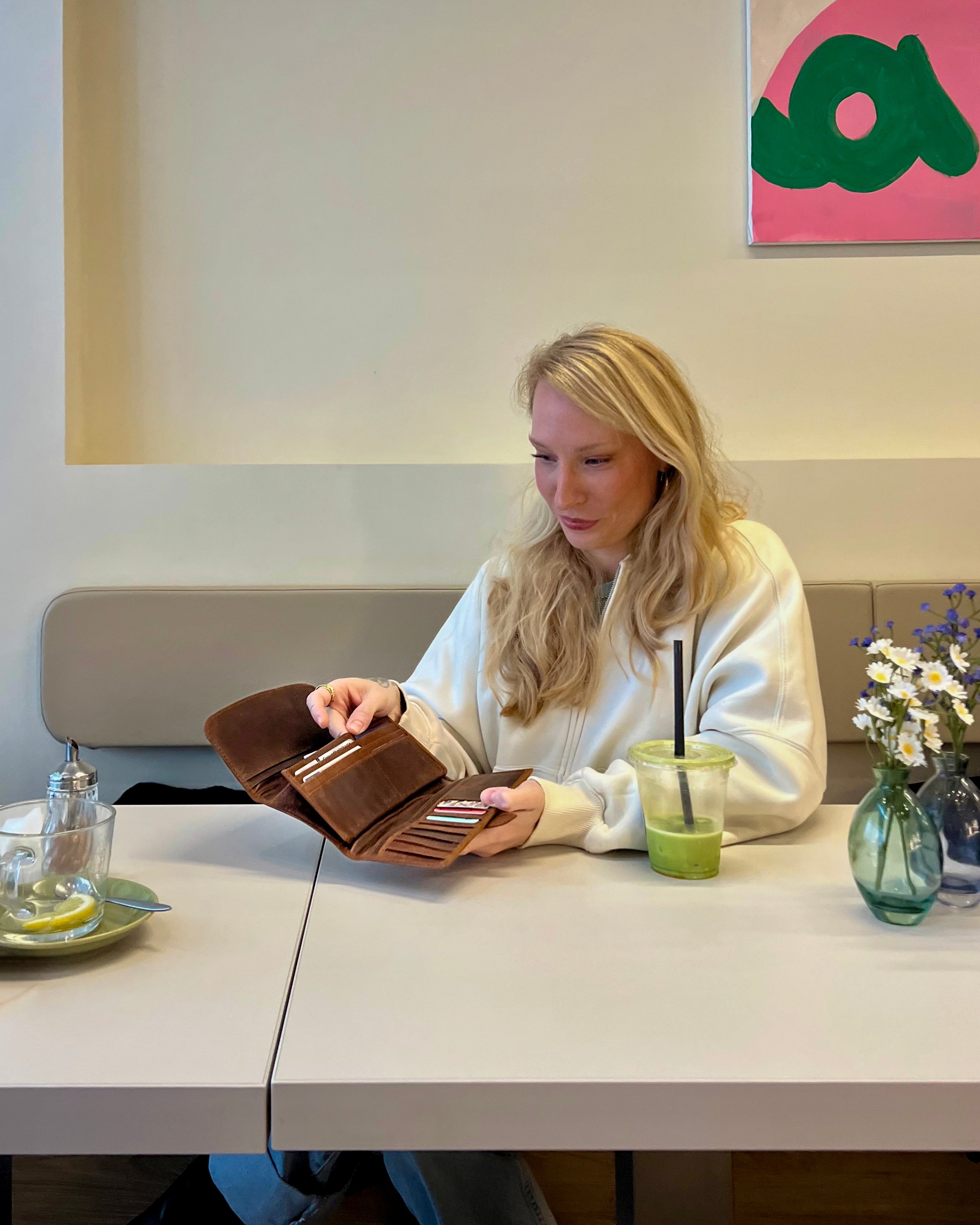 FULL GRAIN COW LEATHER FEMALE WALLET