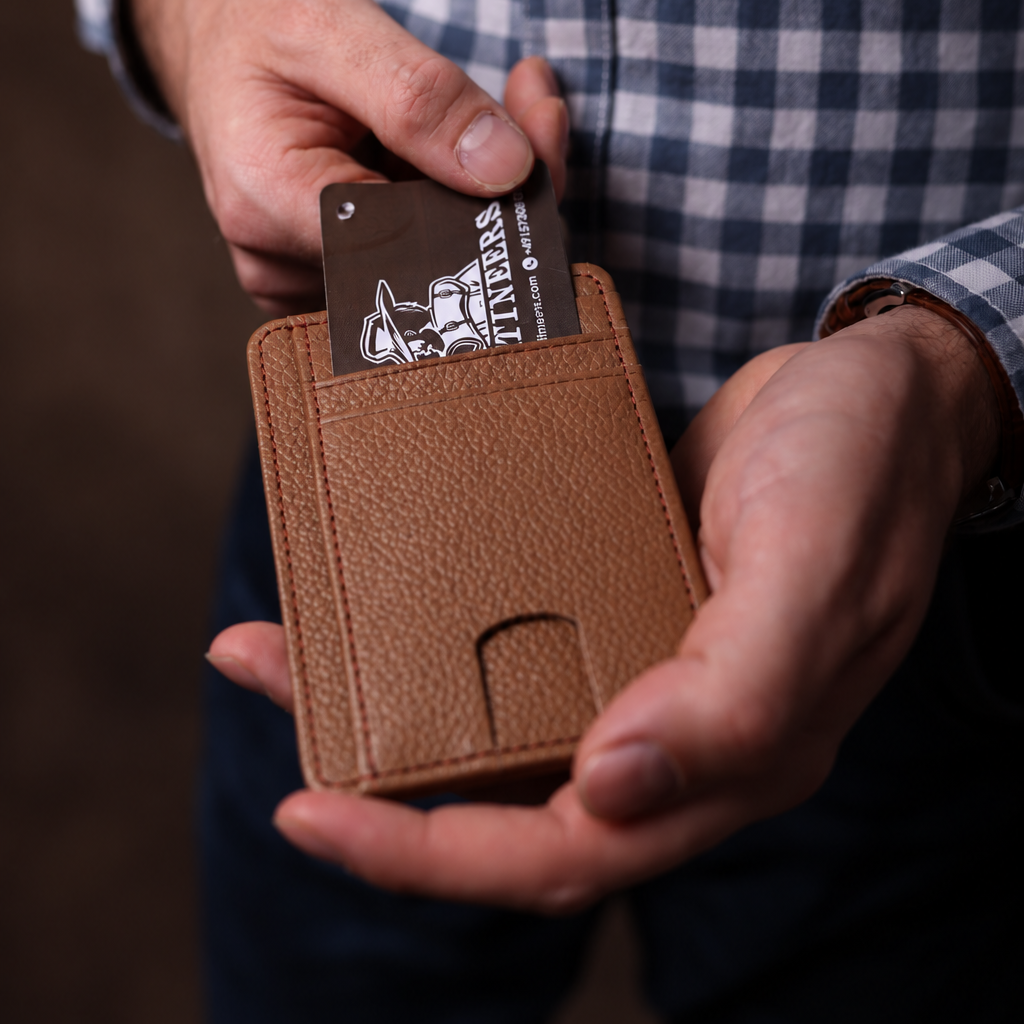 Tan Brown  Mid-Size Full-Grain Leather Card Holder