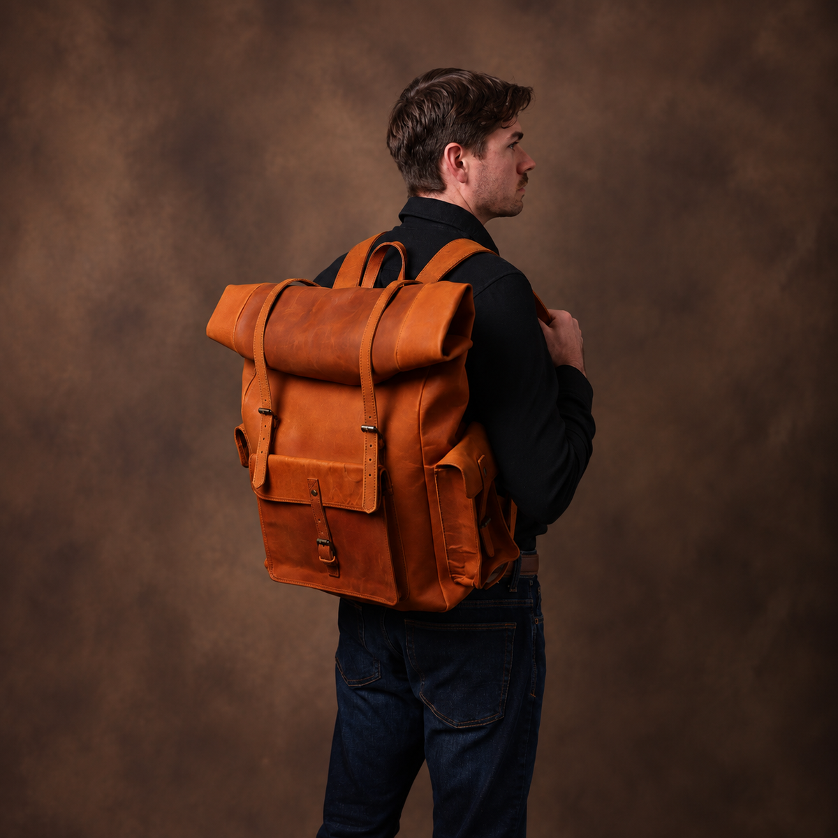 RUCKSACK AUS VOLLNARBIGEM BÜFFELLEDER