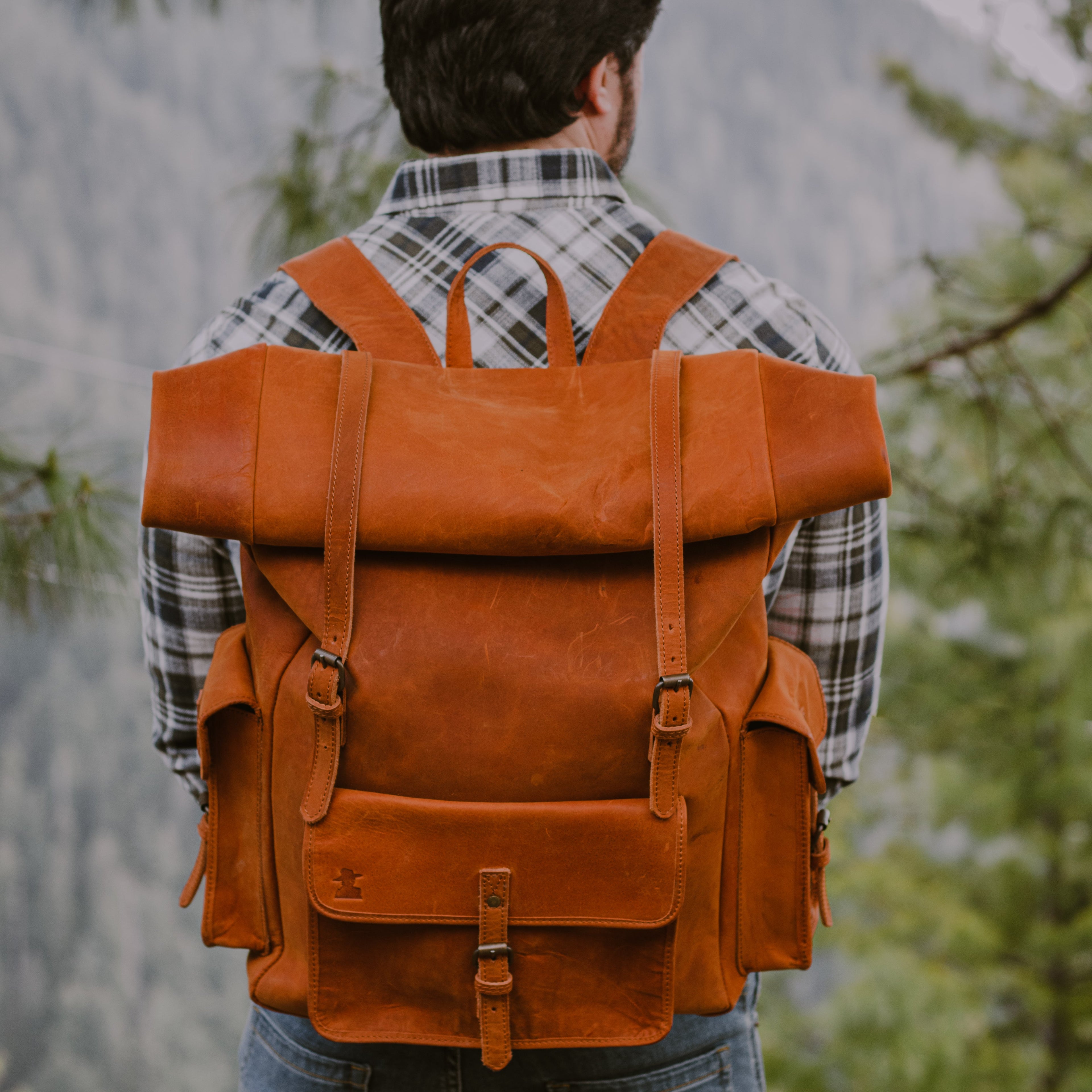 FULLGRAIN BUFFALO MALE LEATHER BACKPACK