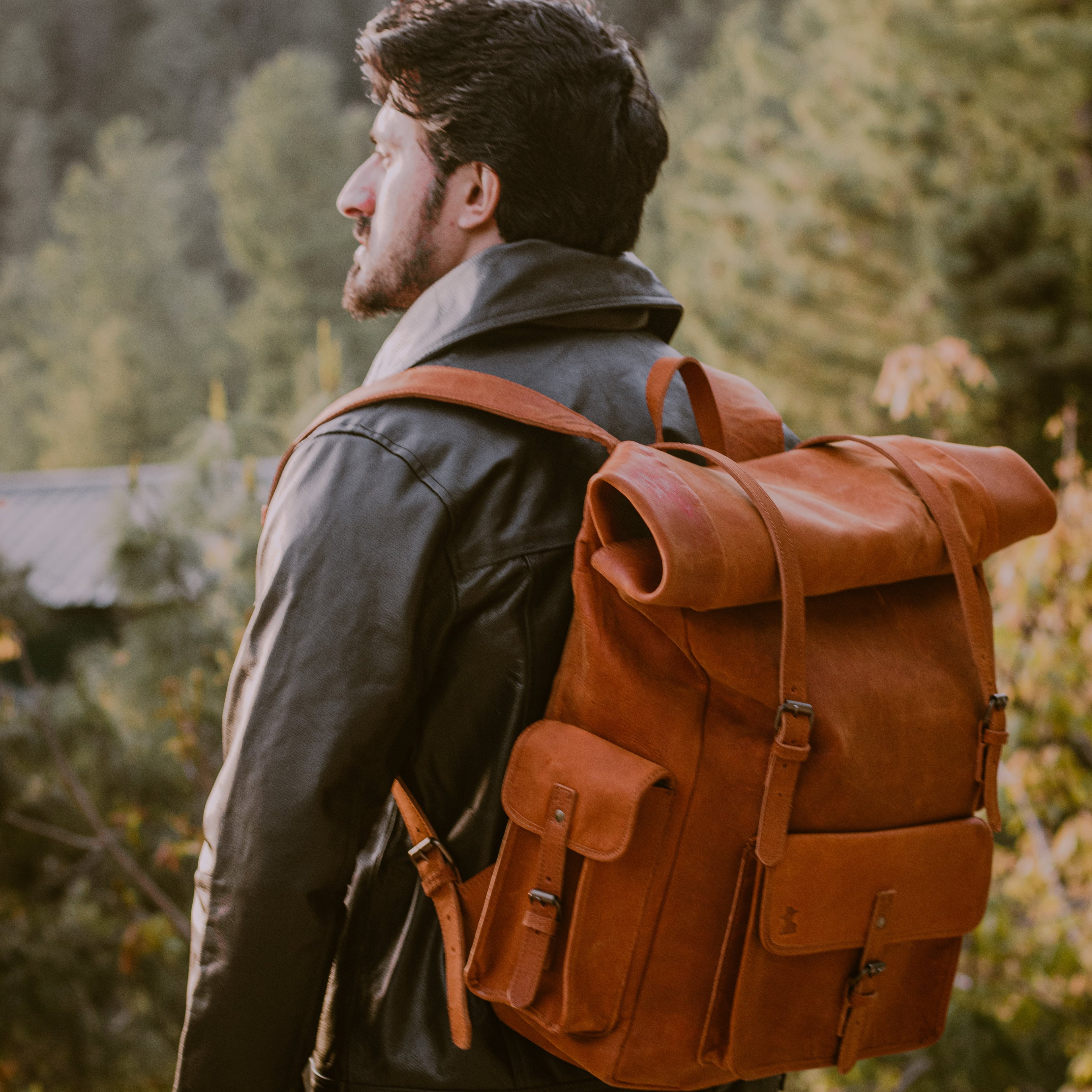 FULLGRAIN BUFFALO MALE LEATHER BACKPACK