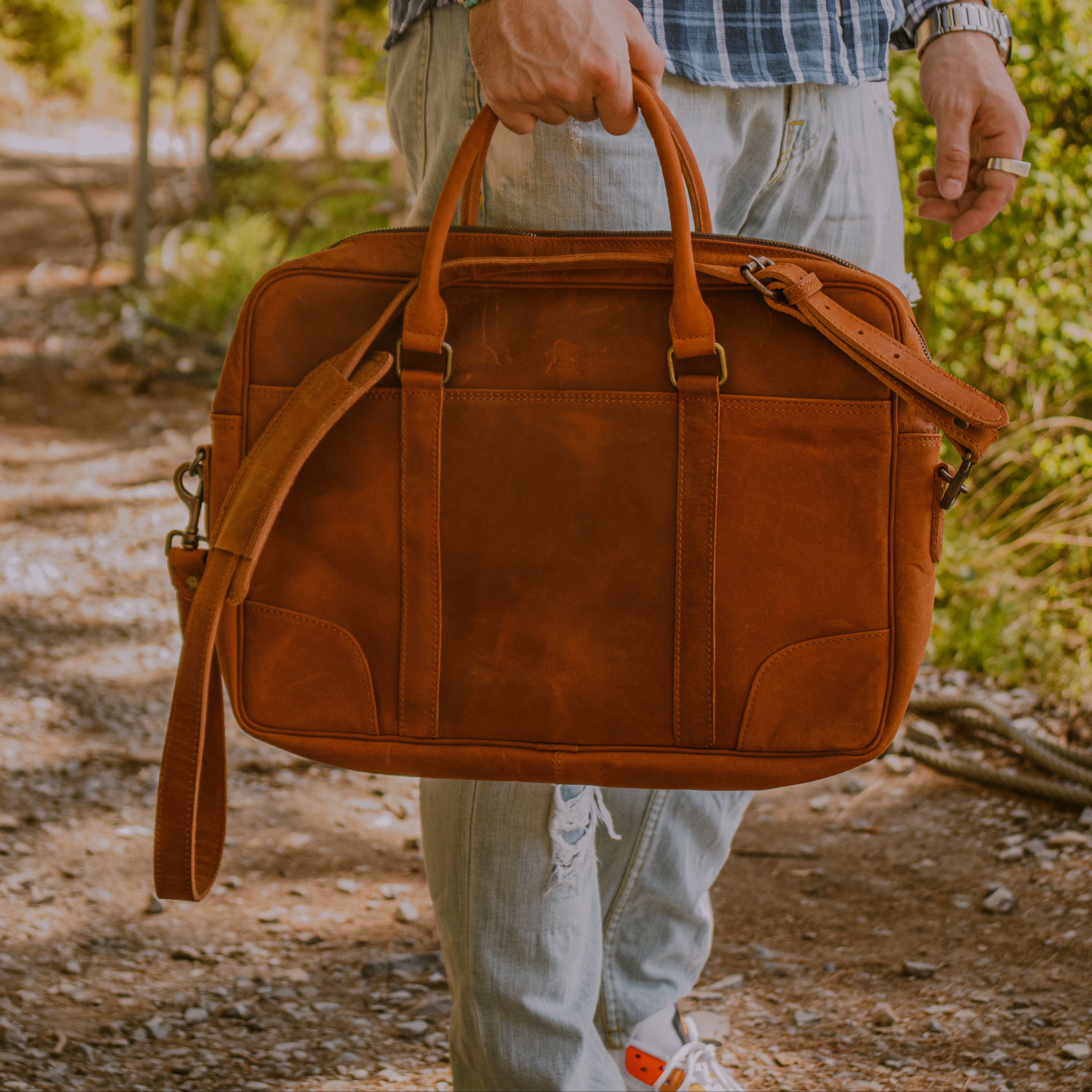 LAPTOP BAG HANDMADE FULLGRAIN BUFFALO LEATHER