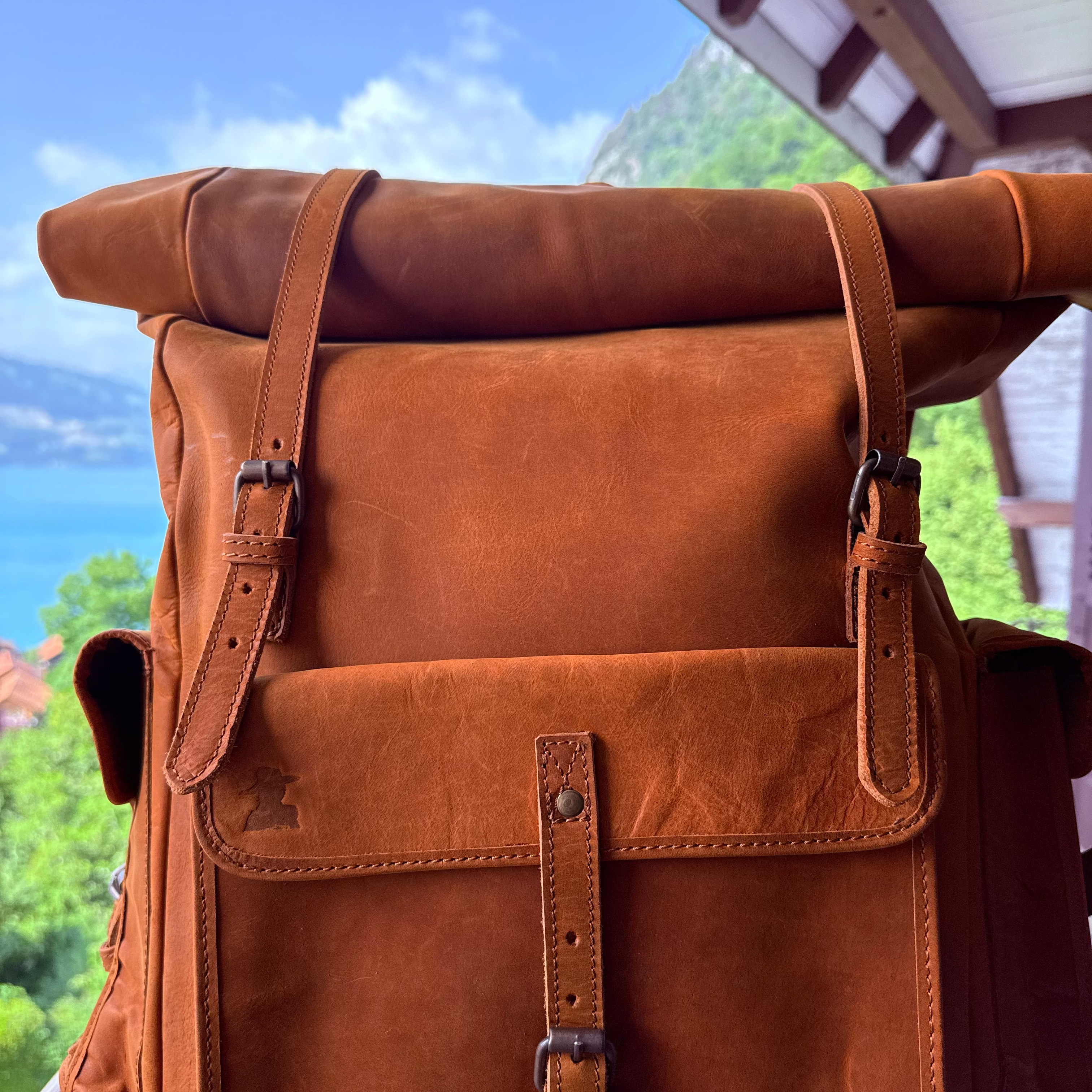 FULLGRAIN BUFFALO MALE LEATHER BACKPACK