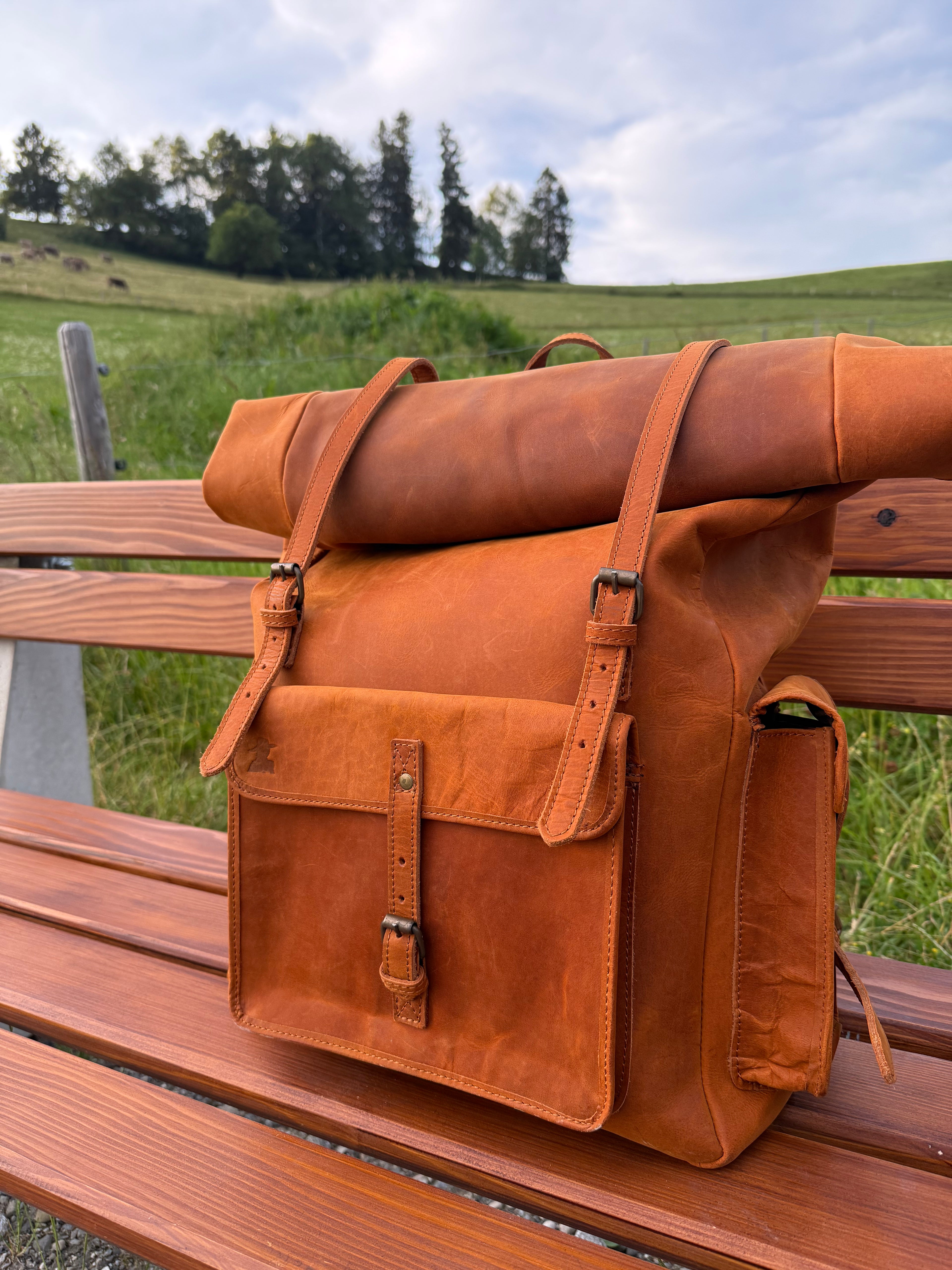 FULLGRAIN BUFFALO MALE LEATHER BACKPACK
