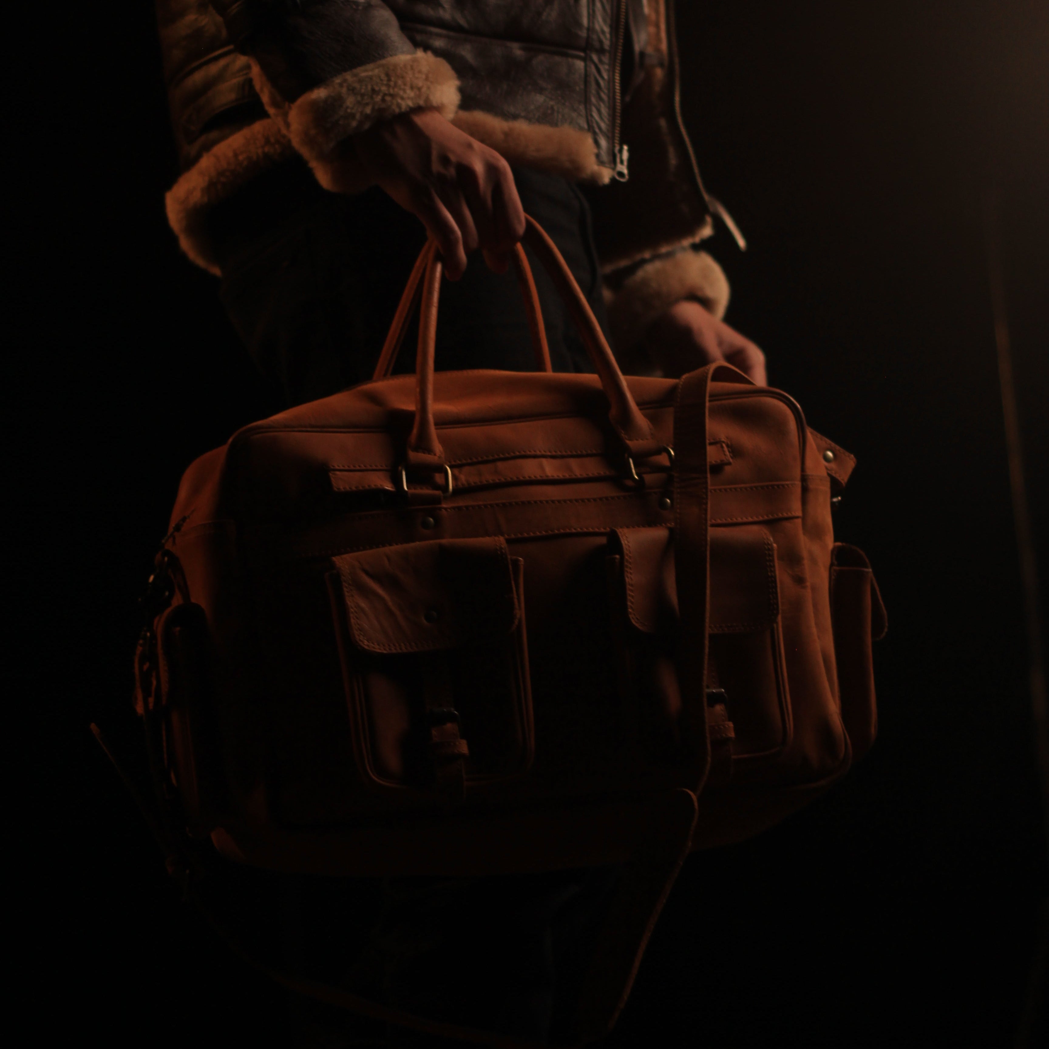FULLGRAIN BUFFALO LEATHER male female aviator BAG