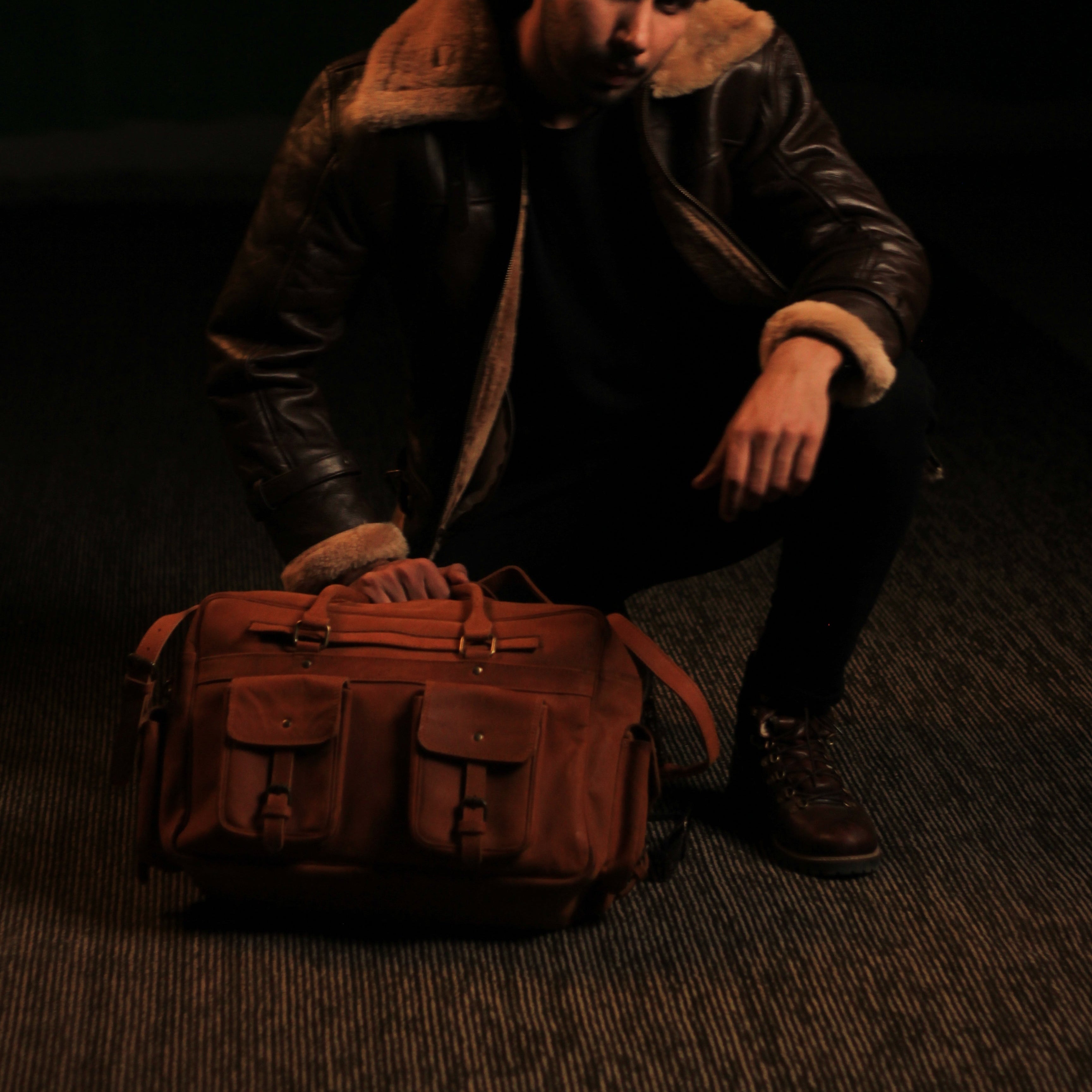 FULLGRAIN BUFFALO LEATHER male female aviator BAG