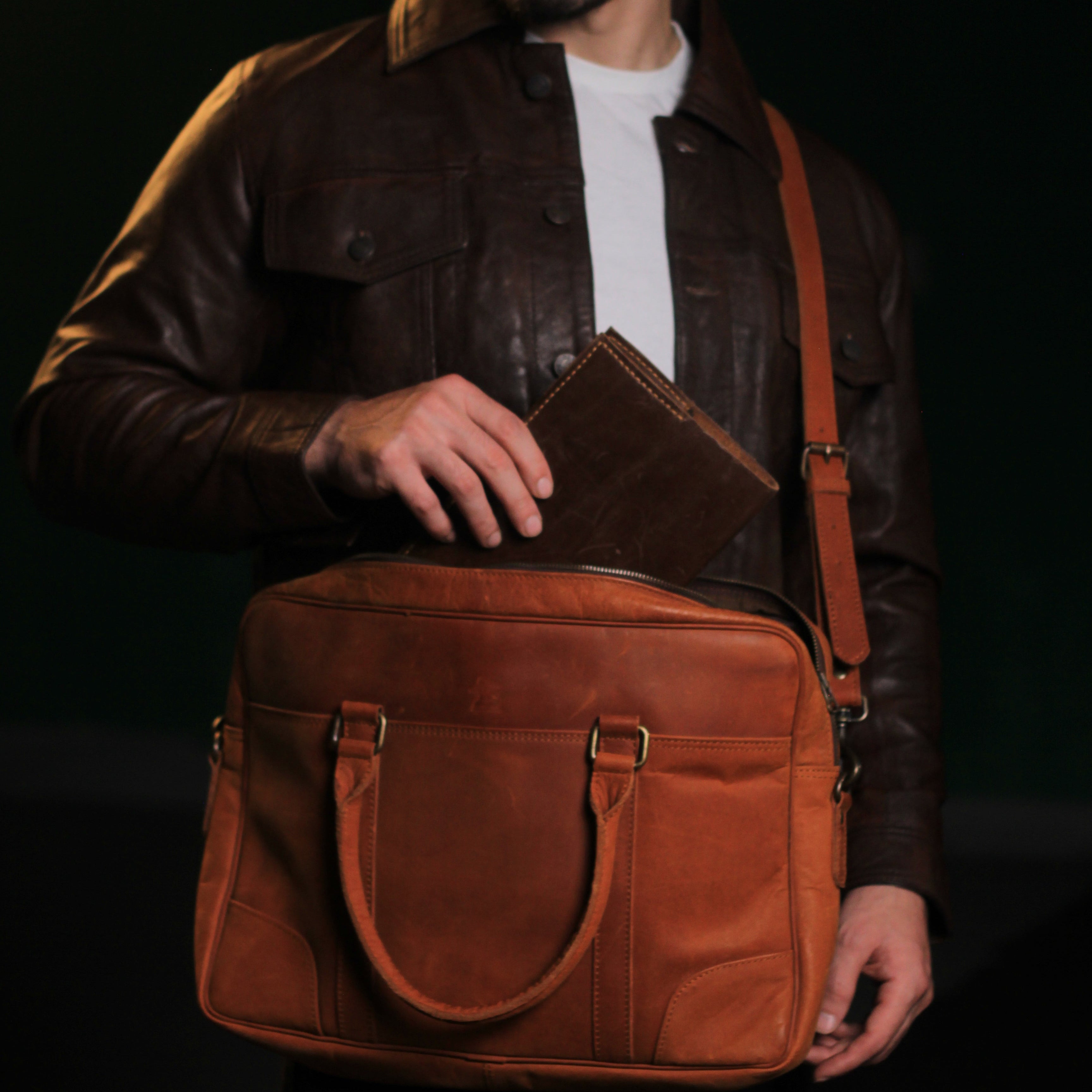 LAPTOP BAG HANDMADE FULLGRAIN BUFFALO LEATHER