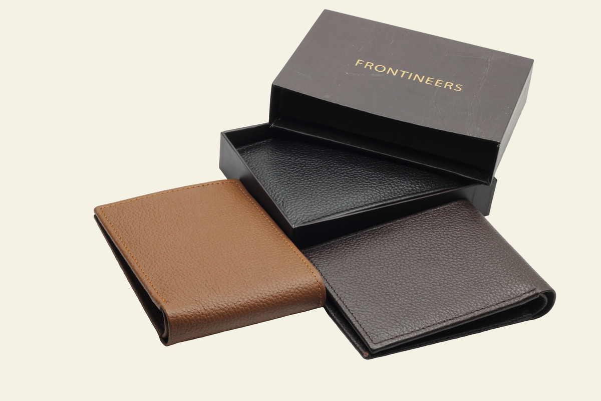 Tan Brown Pebbled Leather Bifold Wallet