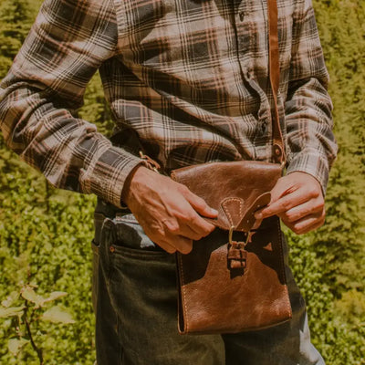 FULLGRAIN BUFFALO CRUNCH PULLUP LEATHER MALE MESSENGER BAG - Male Messenger Bag