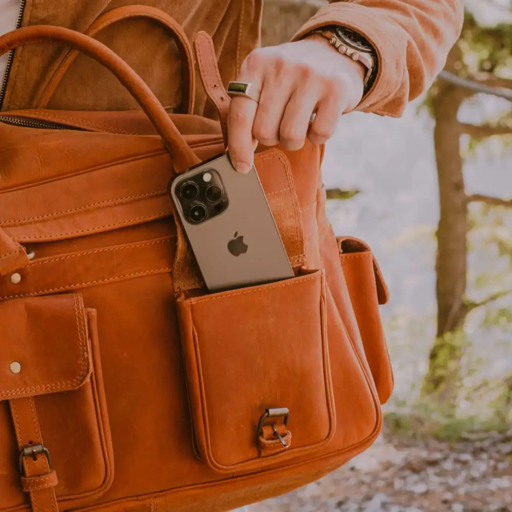 FULLGRAIN BUFFALO LEATHER PILOT BAG - Pilot Bag
