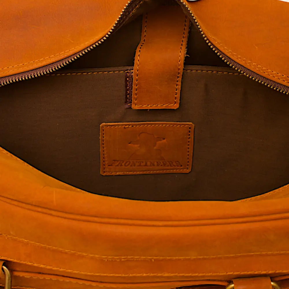FULLGRAIN BUFFALO LEATHER PILOT BAG - Pilot Bag