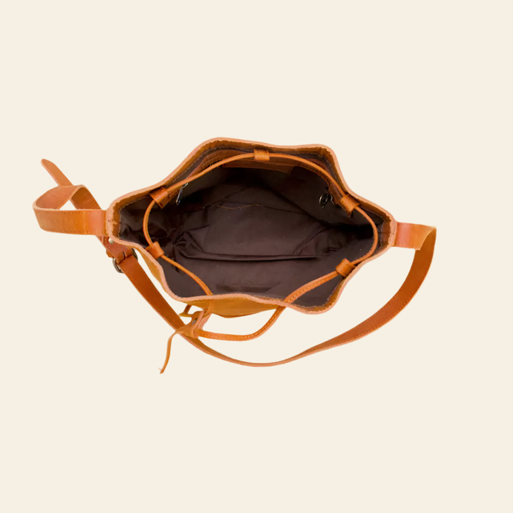 FULLGRAIN BUFFALO LEATHER TOTE/POUCH BAG - Tote bags