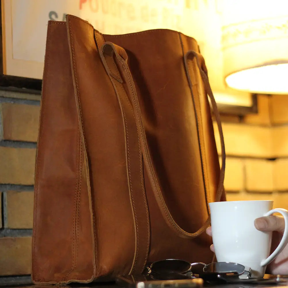 TOTEBAG HANDMADE FULLGRAIN BUFFALO LEATHER - Tote bags