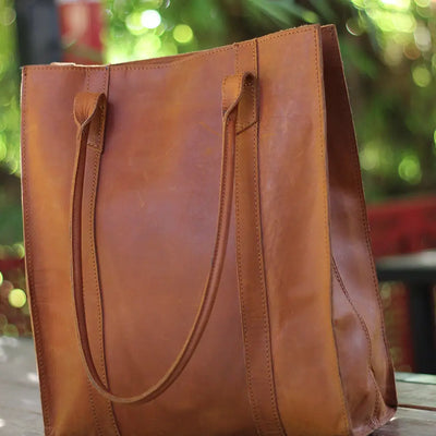 TOTEBAG HANDMADE FULLGRAIN BUFFALO LEATHER - Tote bags